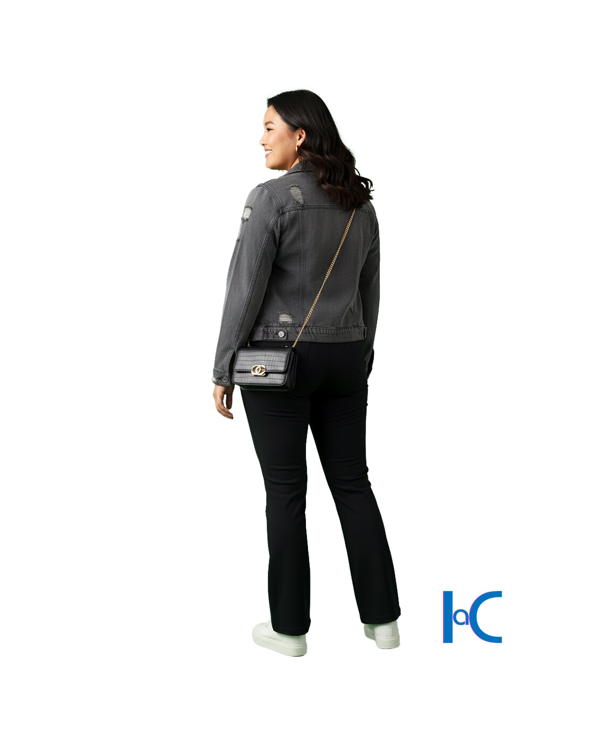 WOMEN'S RELAXED DENIM JACKET