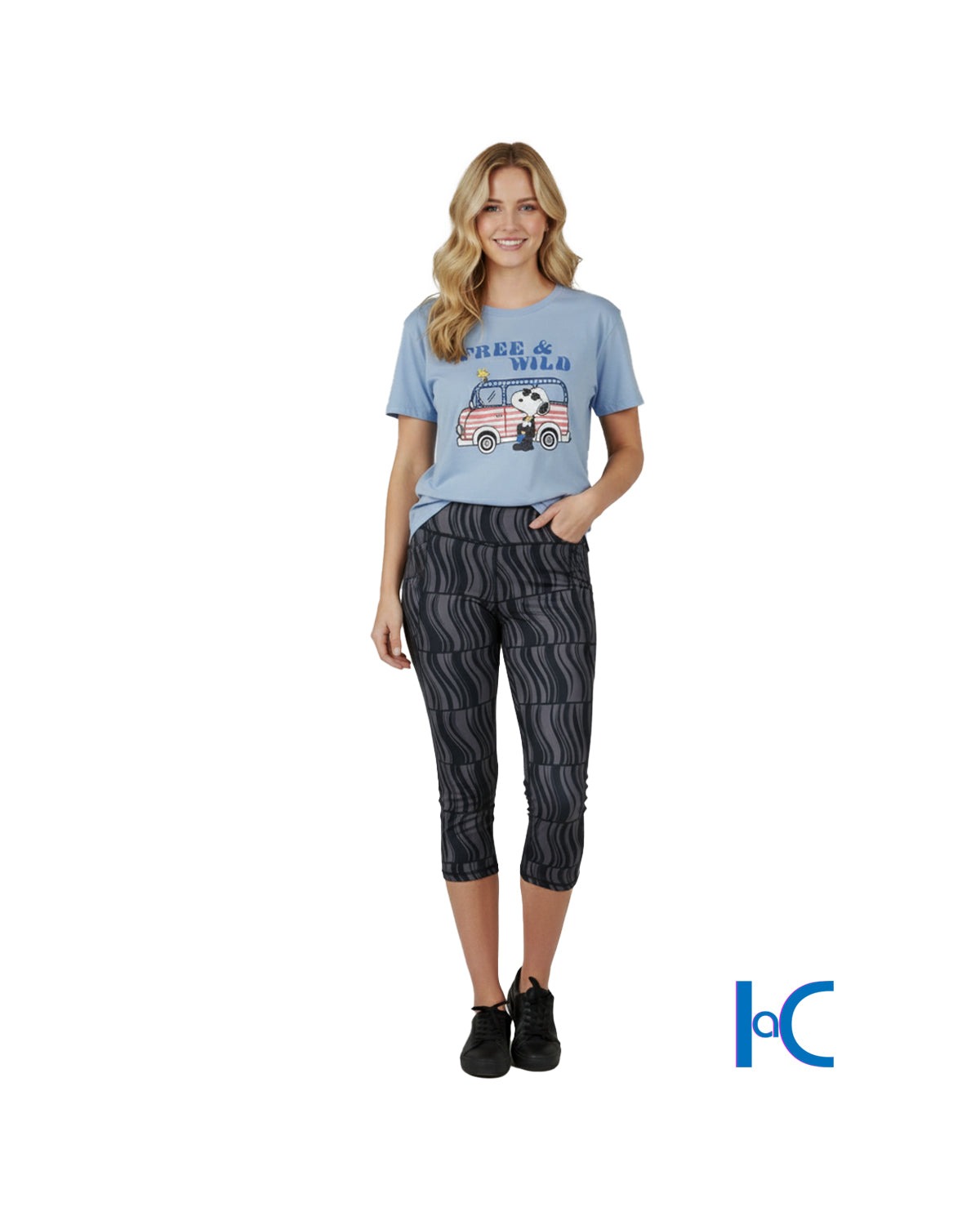 FREE AND WILD SNOOPY BLUE TEE