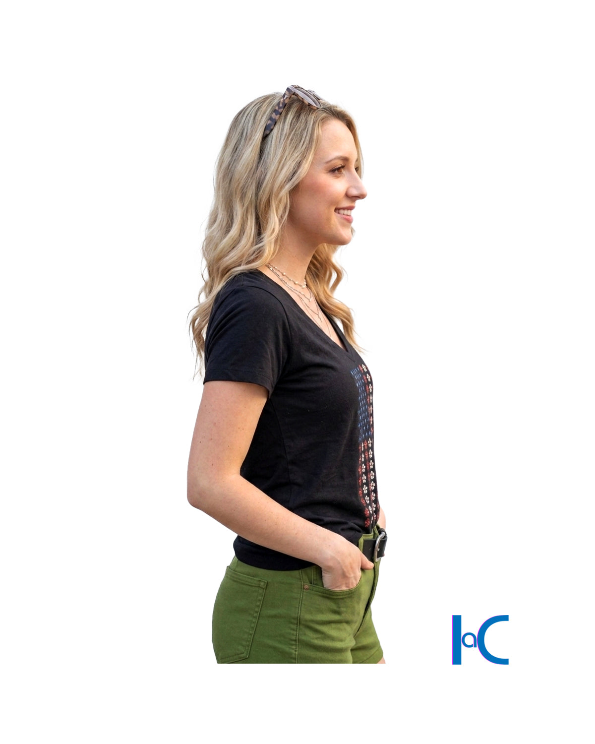 PATRIOTIC PAW PRINT V-NECK TEE