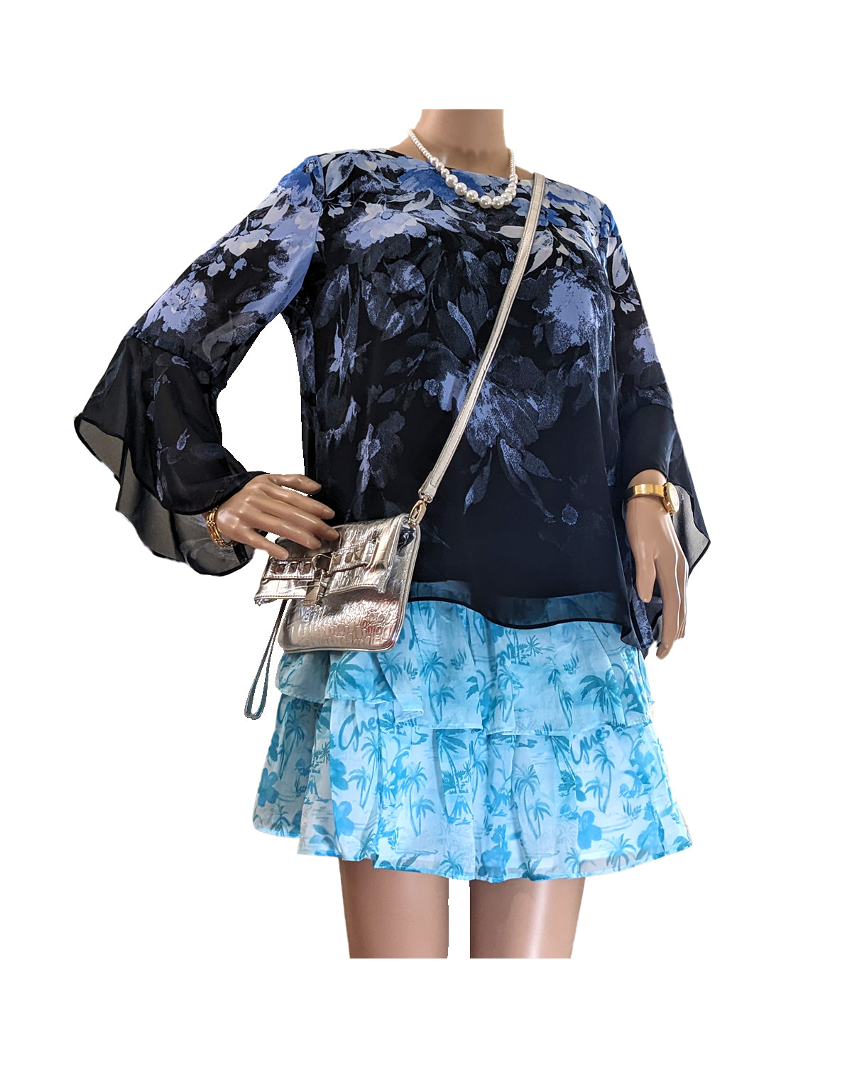 FLORAL-PRINT BELL SLEEVE BLOUSE