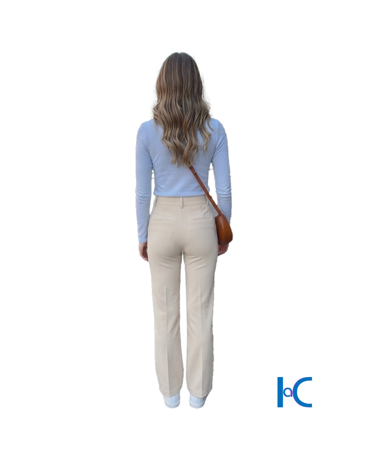 PASTEL BLUE ESSENTIAL LONG SLEEVE TEE