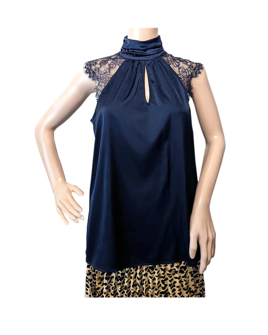 SLEEVELESS LACE DETAIL BLOUSE