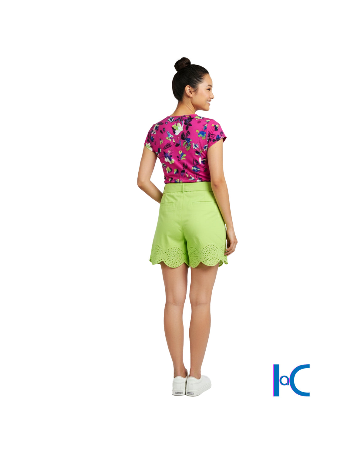 FLORAL PRINT TIE-FRONT TOP