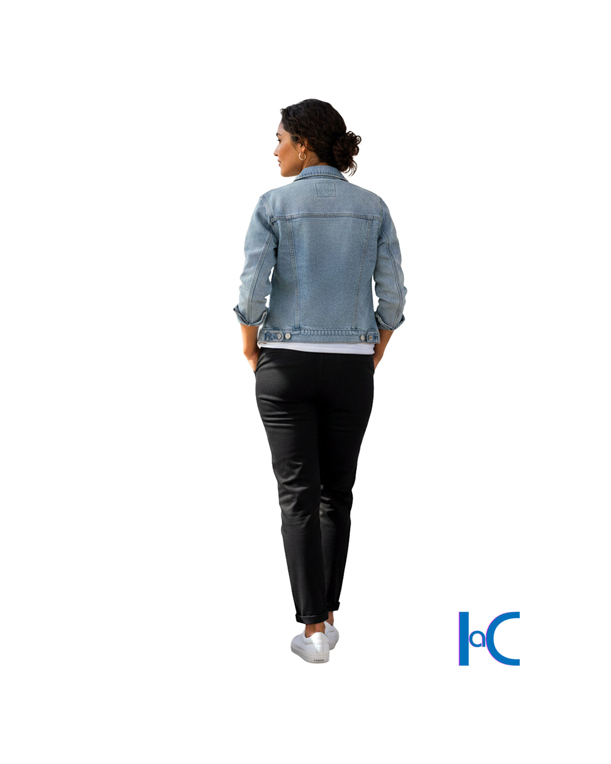 CLASSIC MID-WASH RELAXED DENIM JACKET